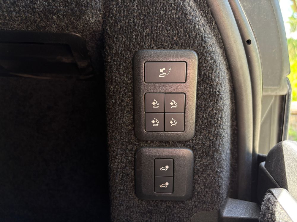 LAND ROVER  RANGE ROVER