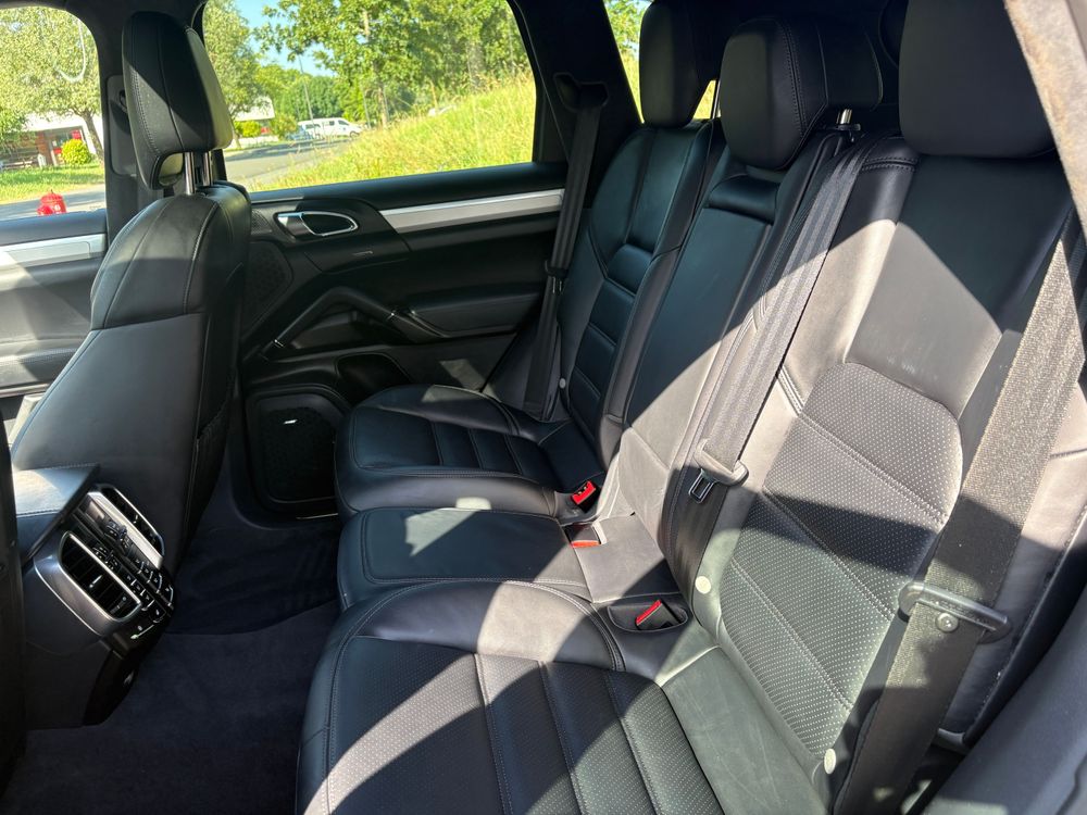 PORSCHE CAYENNE TURBO