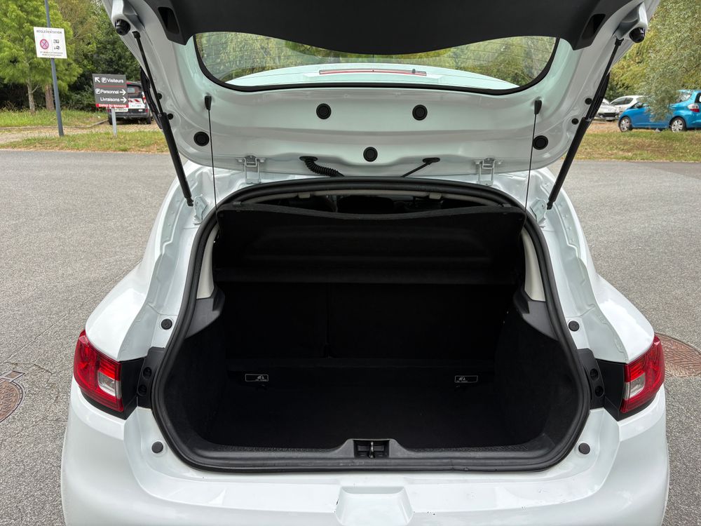 RENAULT CLIO 4