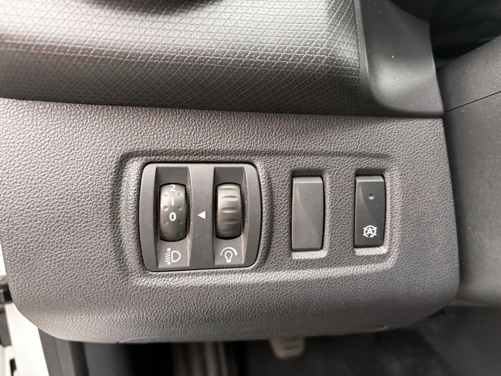 RENAULT CLIO 4