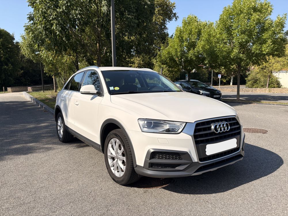 AUDI Q3 S TRONIC