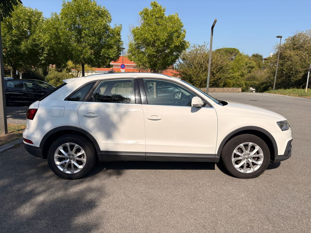 AUDI Q3 S TRONIC