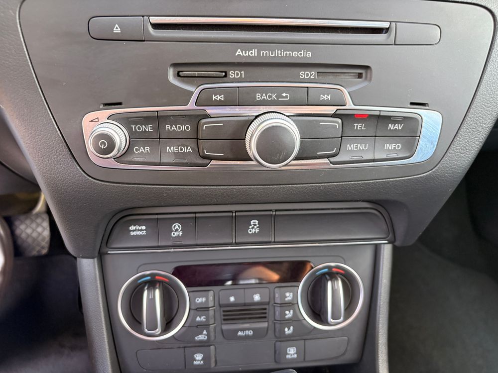 AUDI Q3 S TRONIC