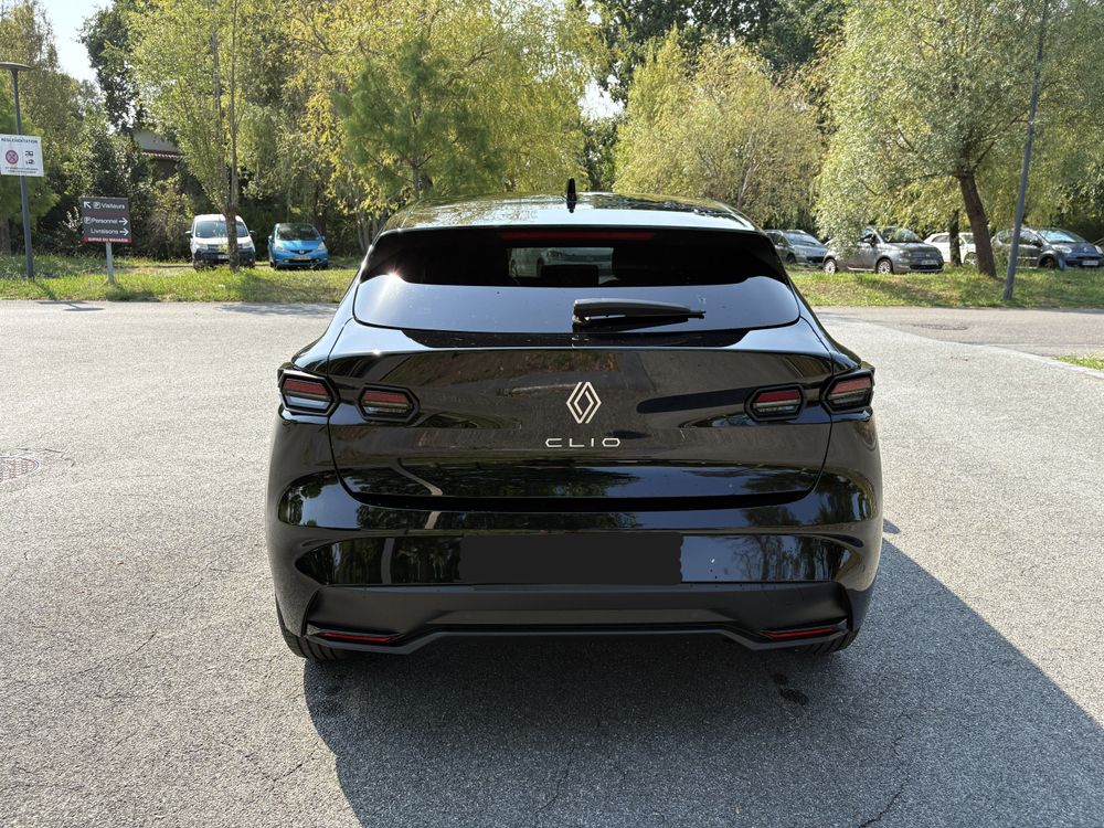RENAULT CLIO 6