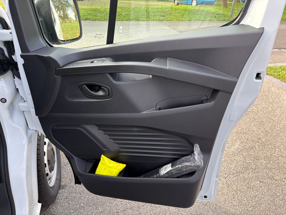 RENAULT TRAFIC L1H1