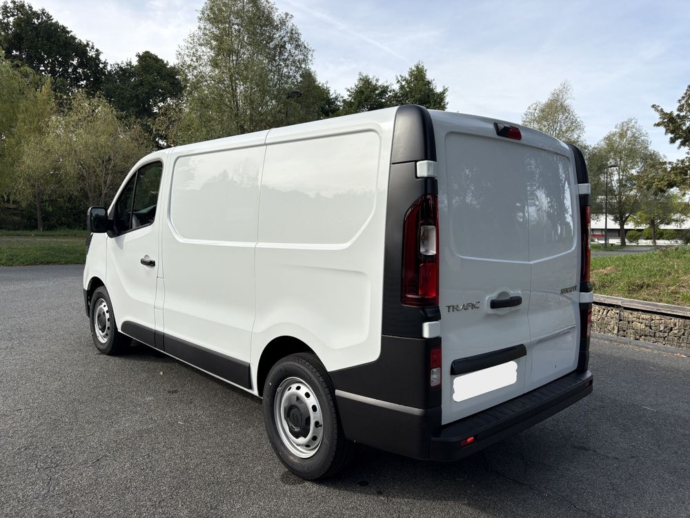 RENAULT TRAFIC L1H1