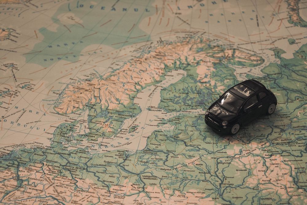 Préparer sa voiture pour l'été : checklist complète avant de partir en vacances
