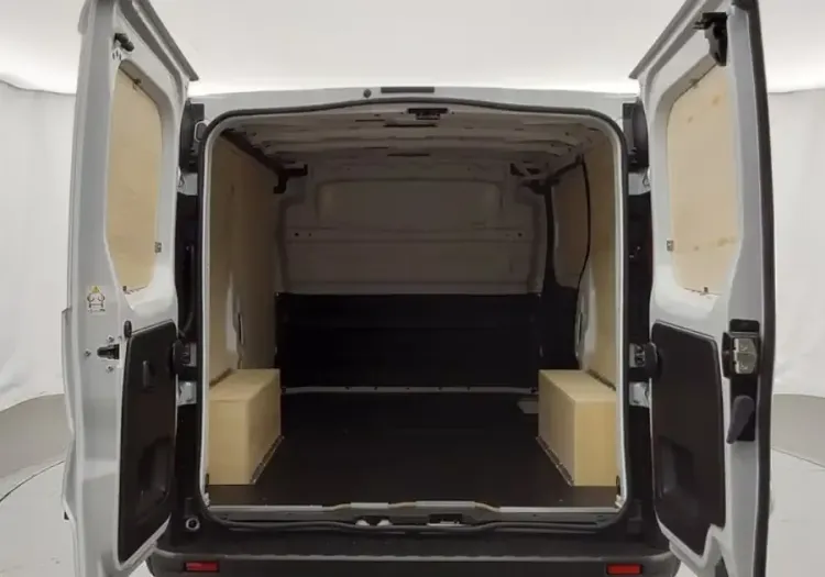 RENAULT TRAFIC L1H1